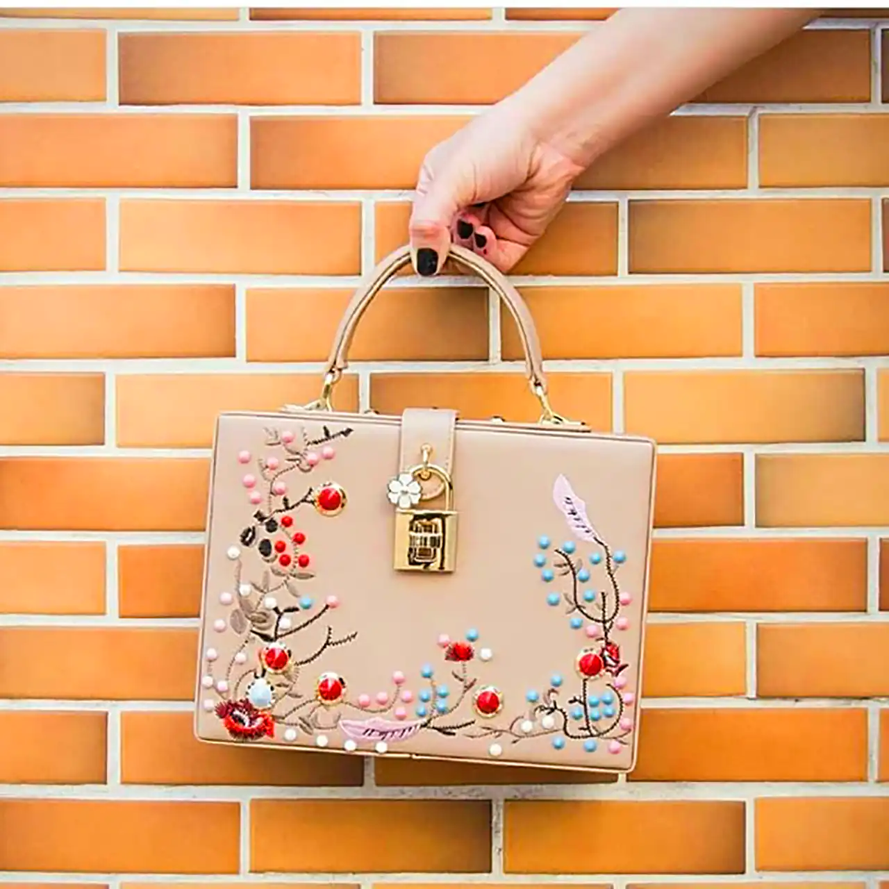 کیف گلدوزی شیک و کیوت 