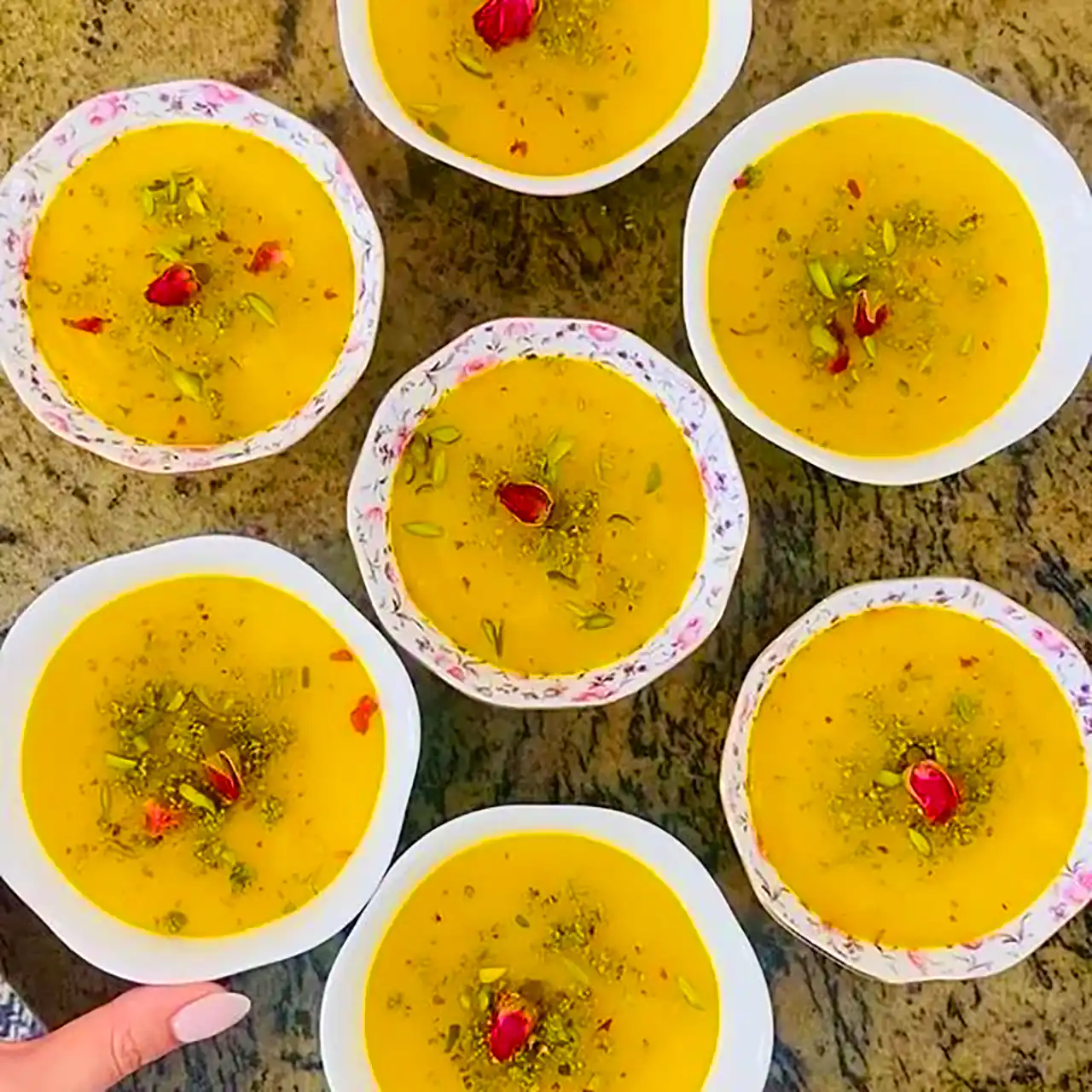 شله زرد مجلسی نذری