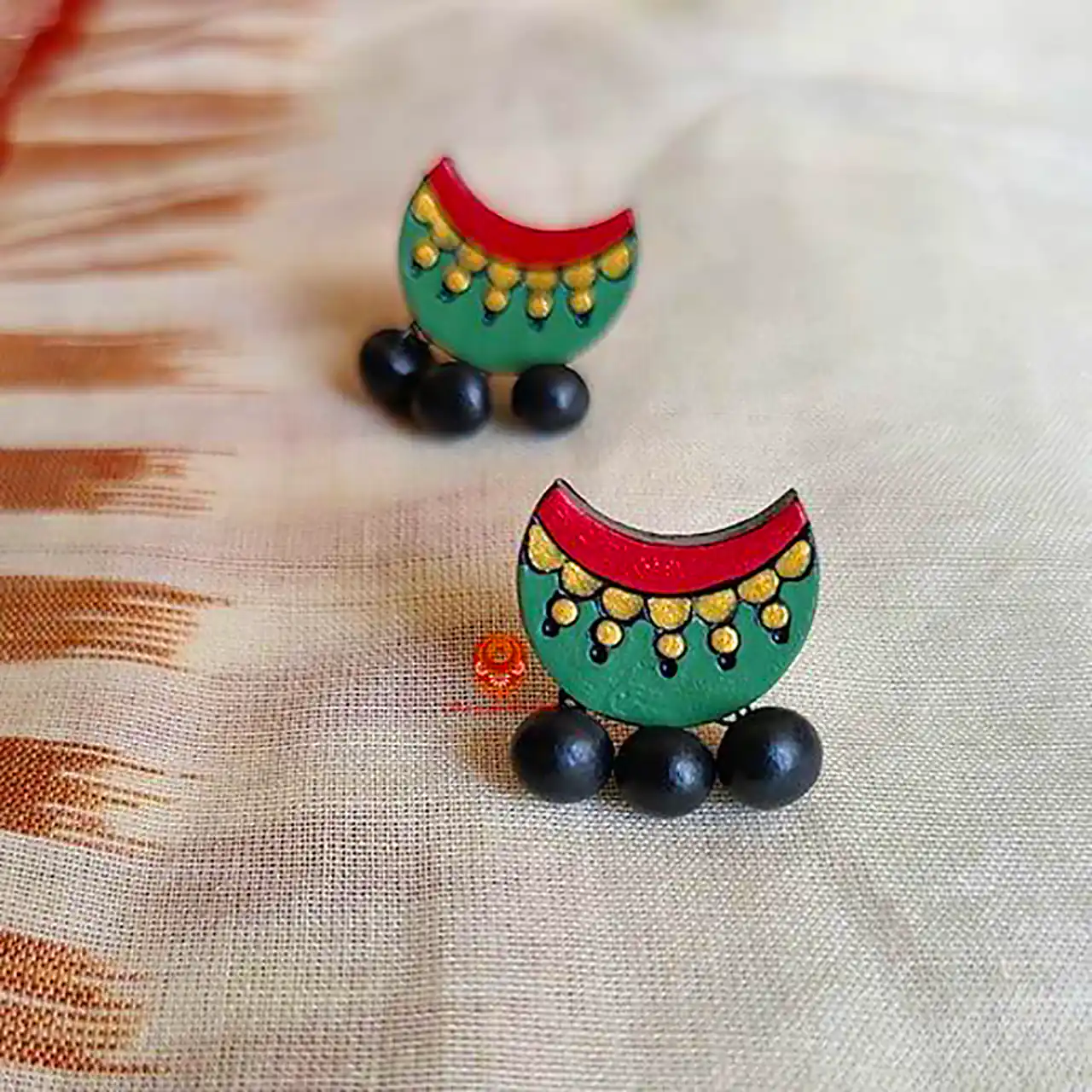 گوشواره طرح بومی زنانه 