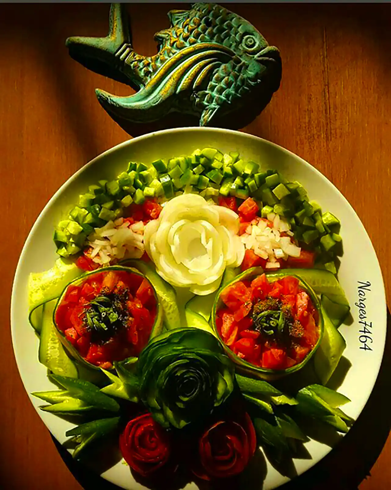 دیزاین سالاد شیرازی مجلسی