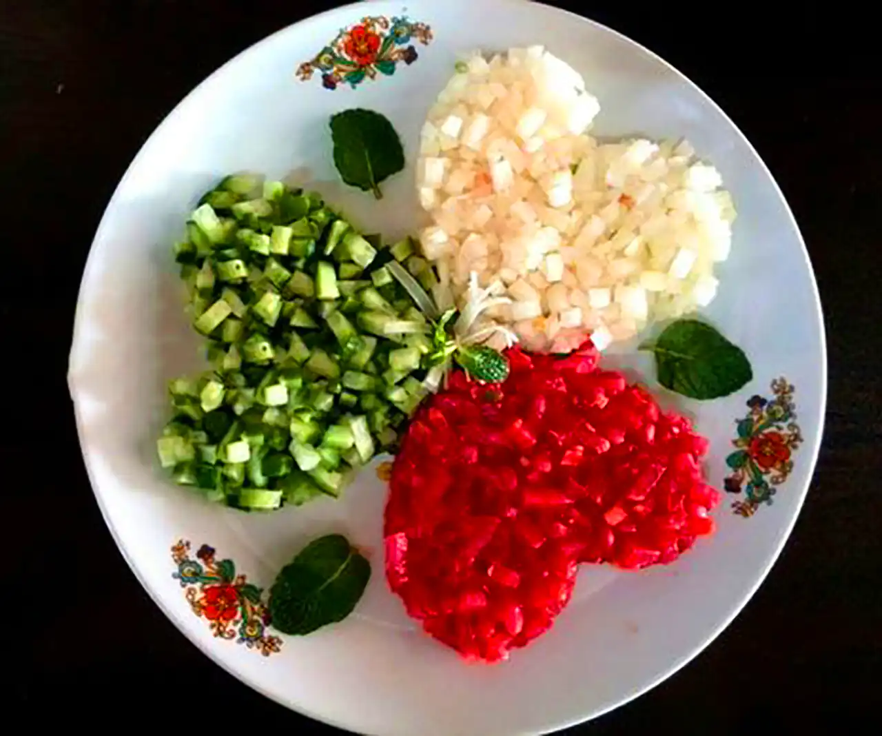 دیزاین سالاد شیرازی مجلسی