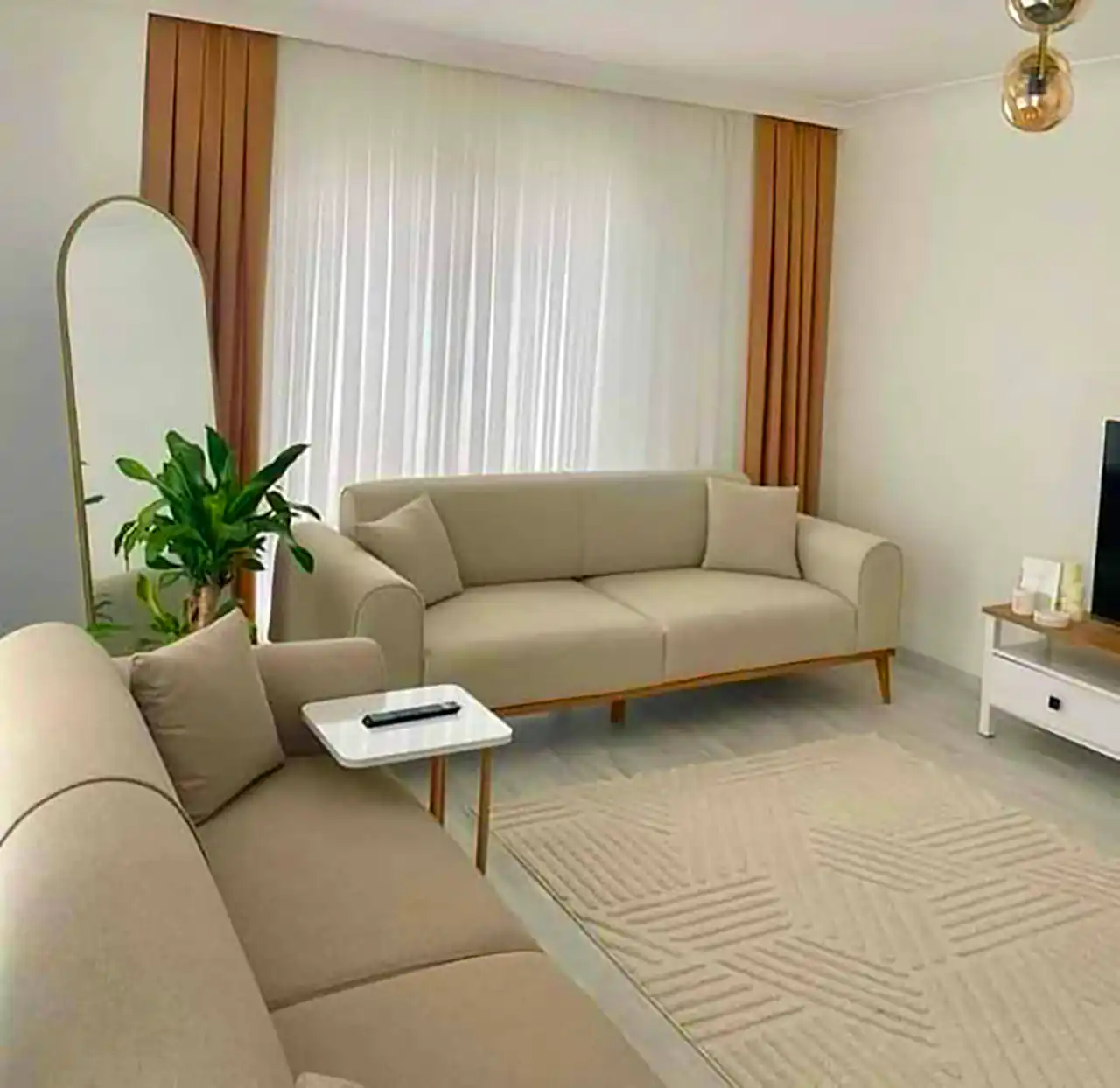 کاناپه شیری مینیمال