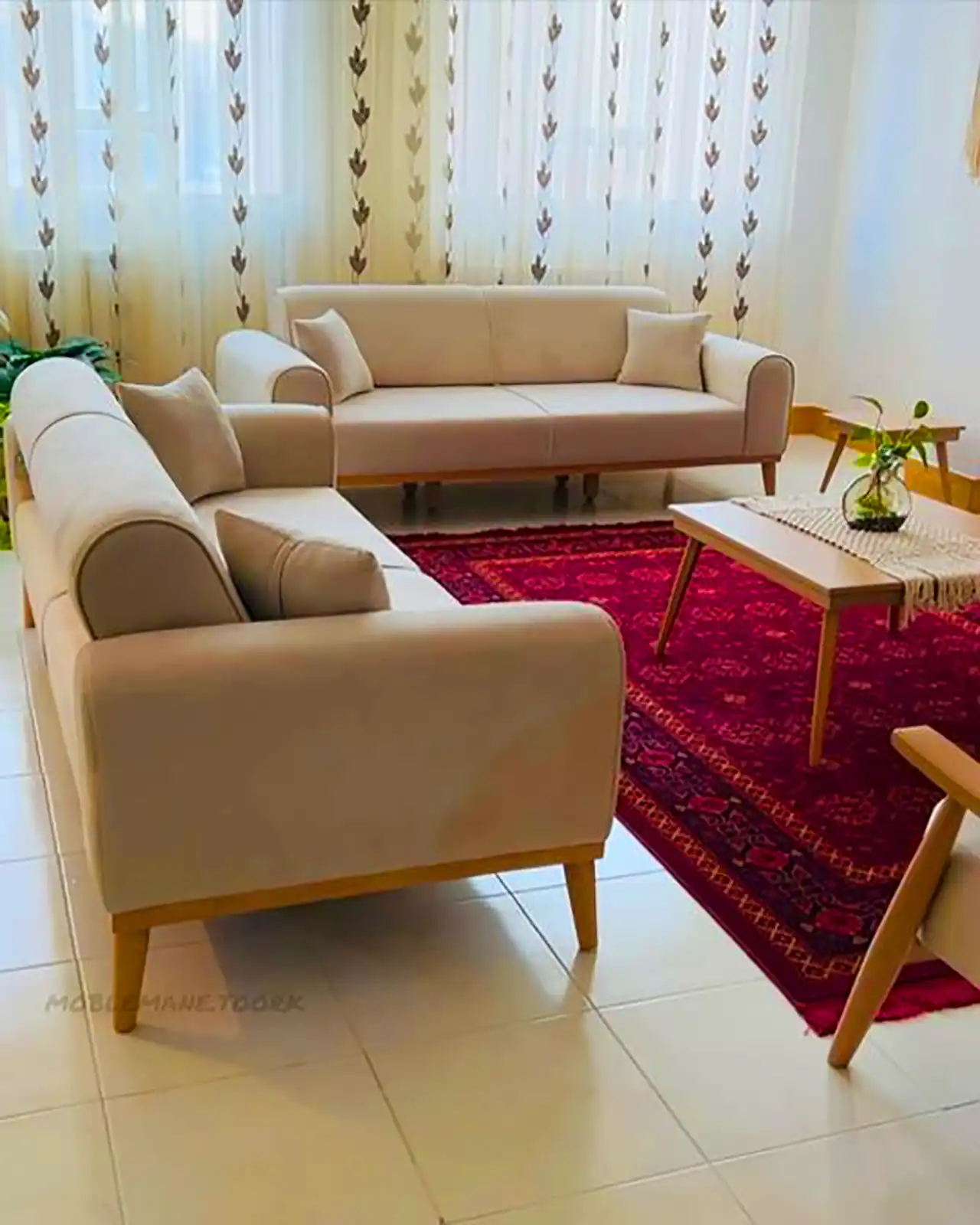 کاناپه شیری مینیمال