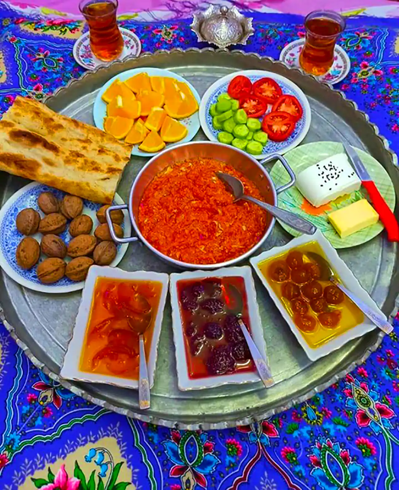 سفره افطاری ایرانی 