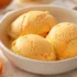 طرز تهیه بستنی زردآلو خانگی با بافت نرم و خامه ای