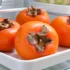 نگهداری خرمالو در یخچال؛ روش درست برای خرمالوی رسیده و نارس